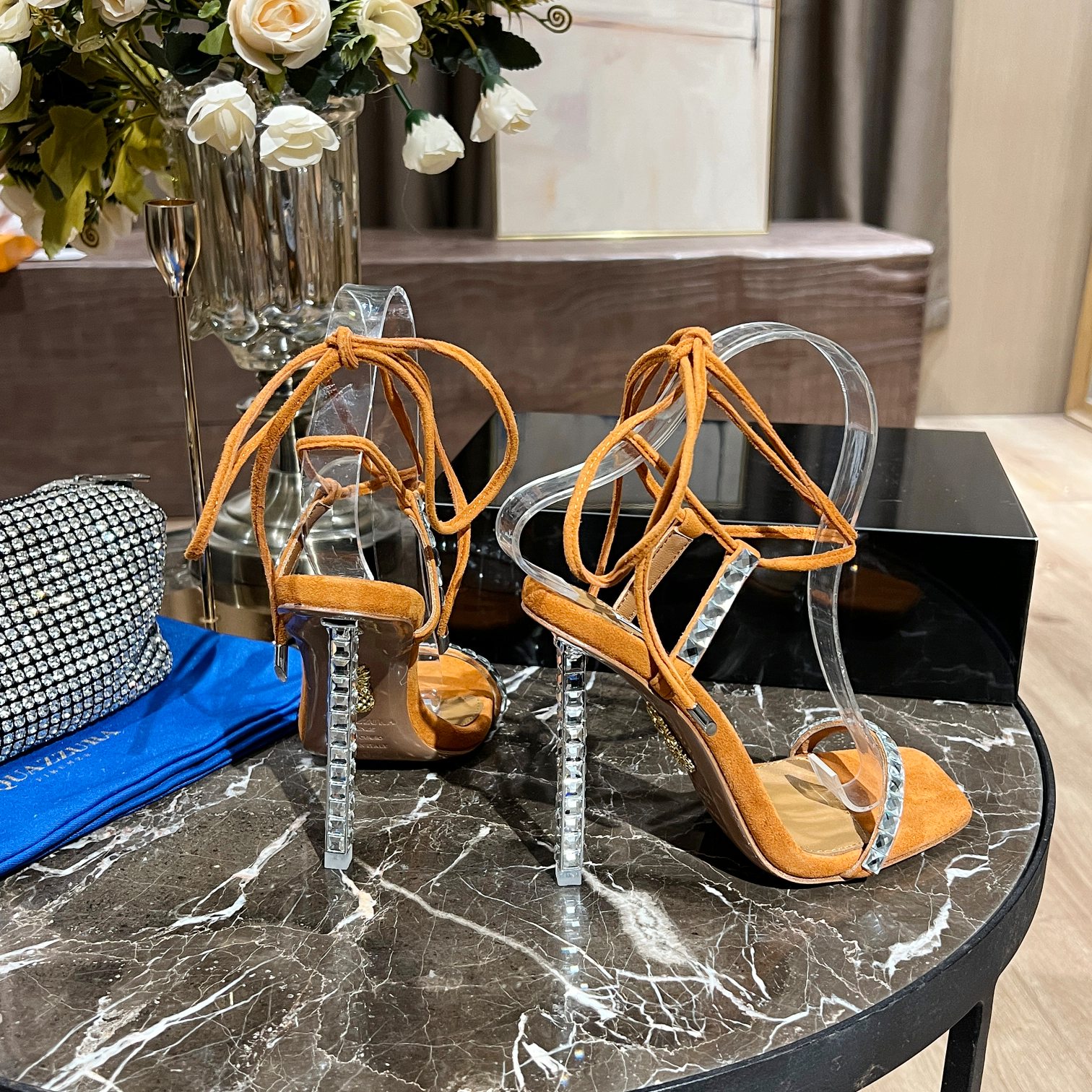 AQUAZZURA