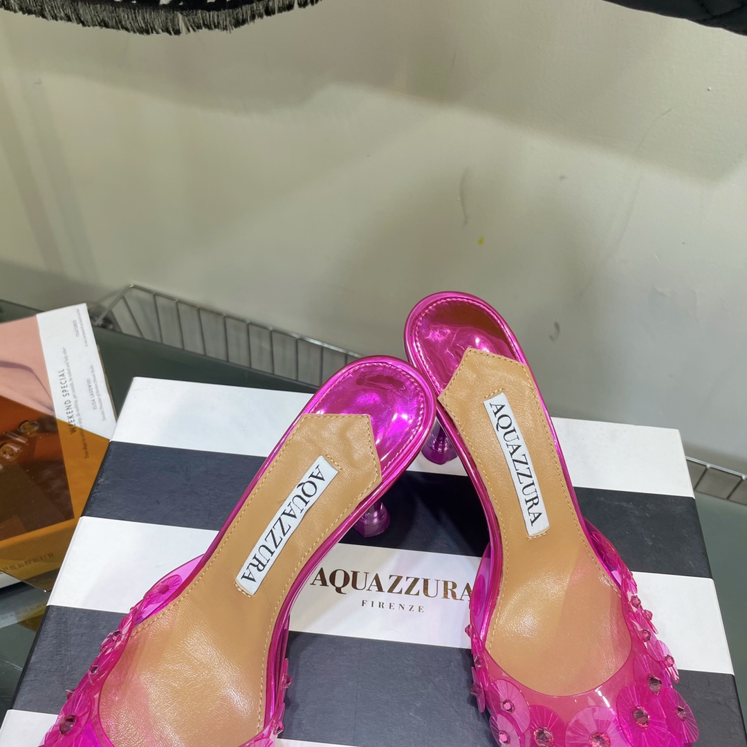 AQUAZZURA