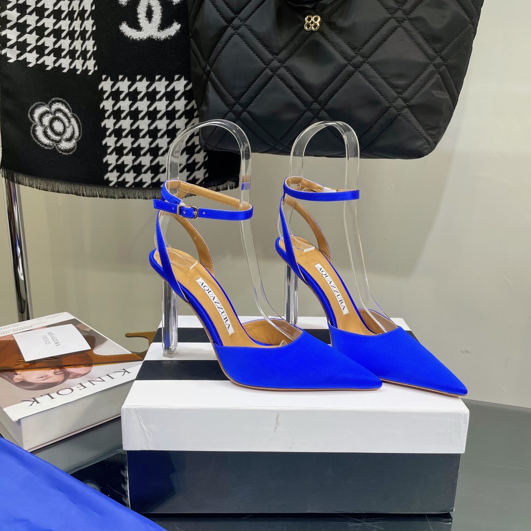 AQUAZZURA