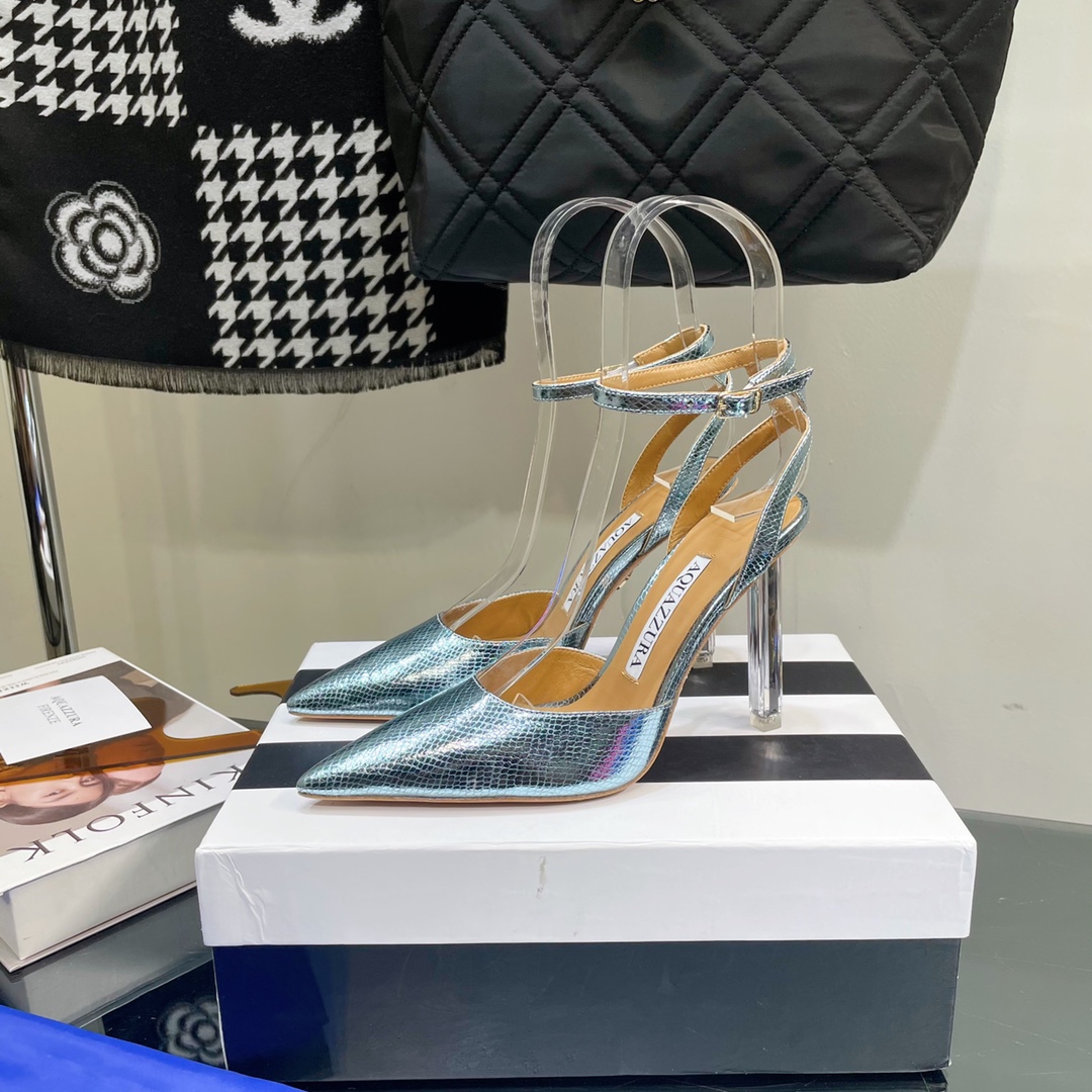 AQUAZZURA