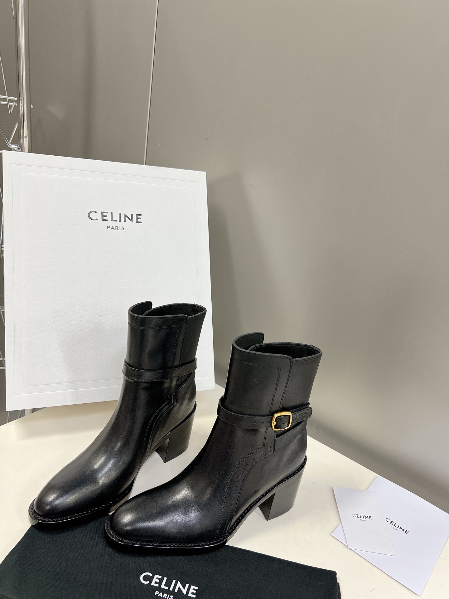 CELINE