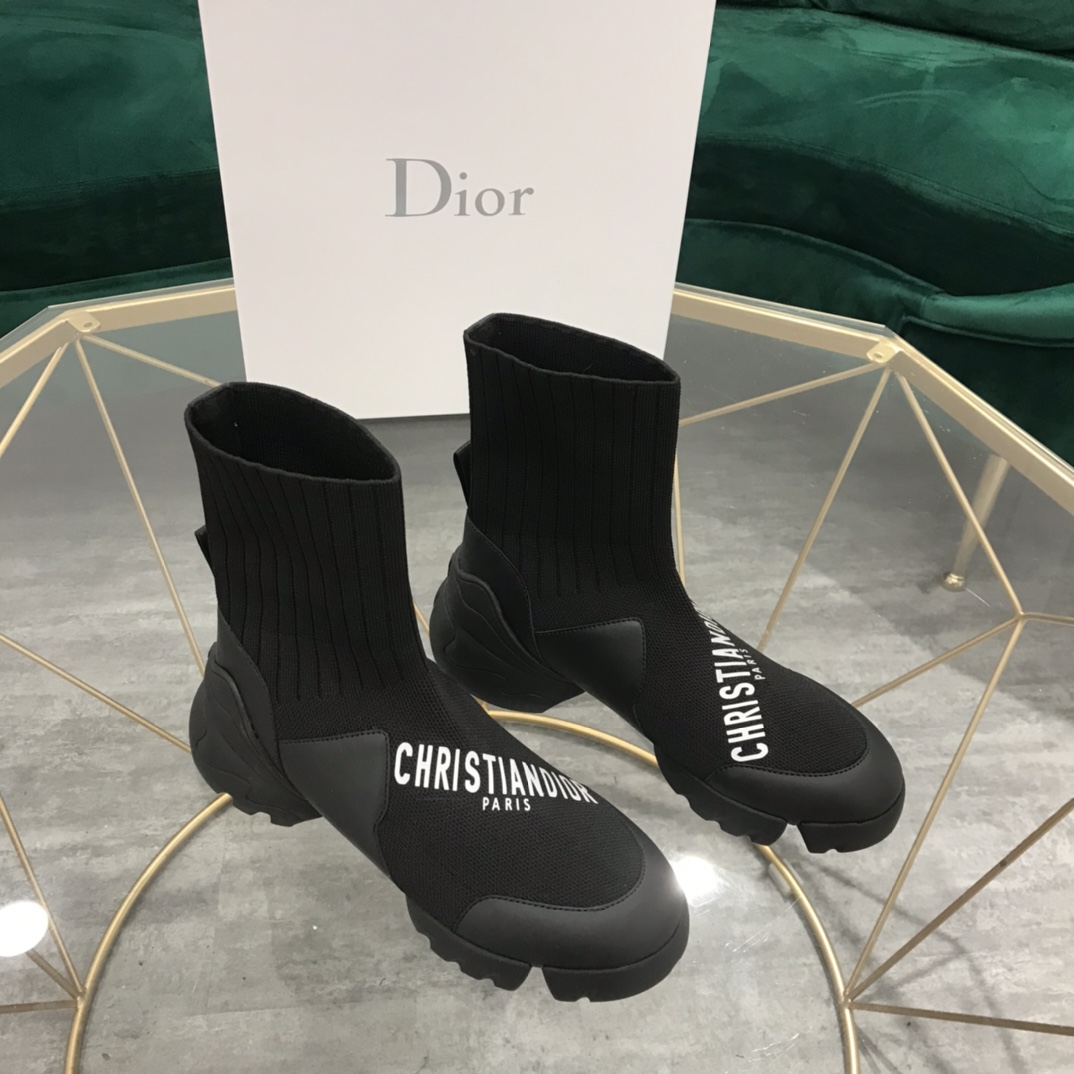 디올 [DIOR]