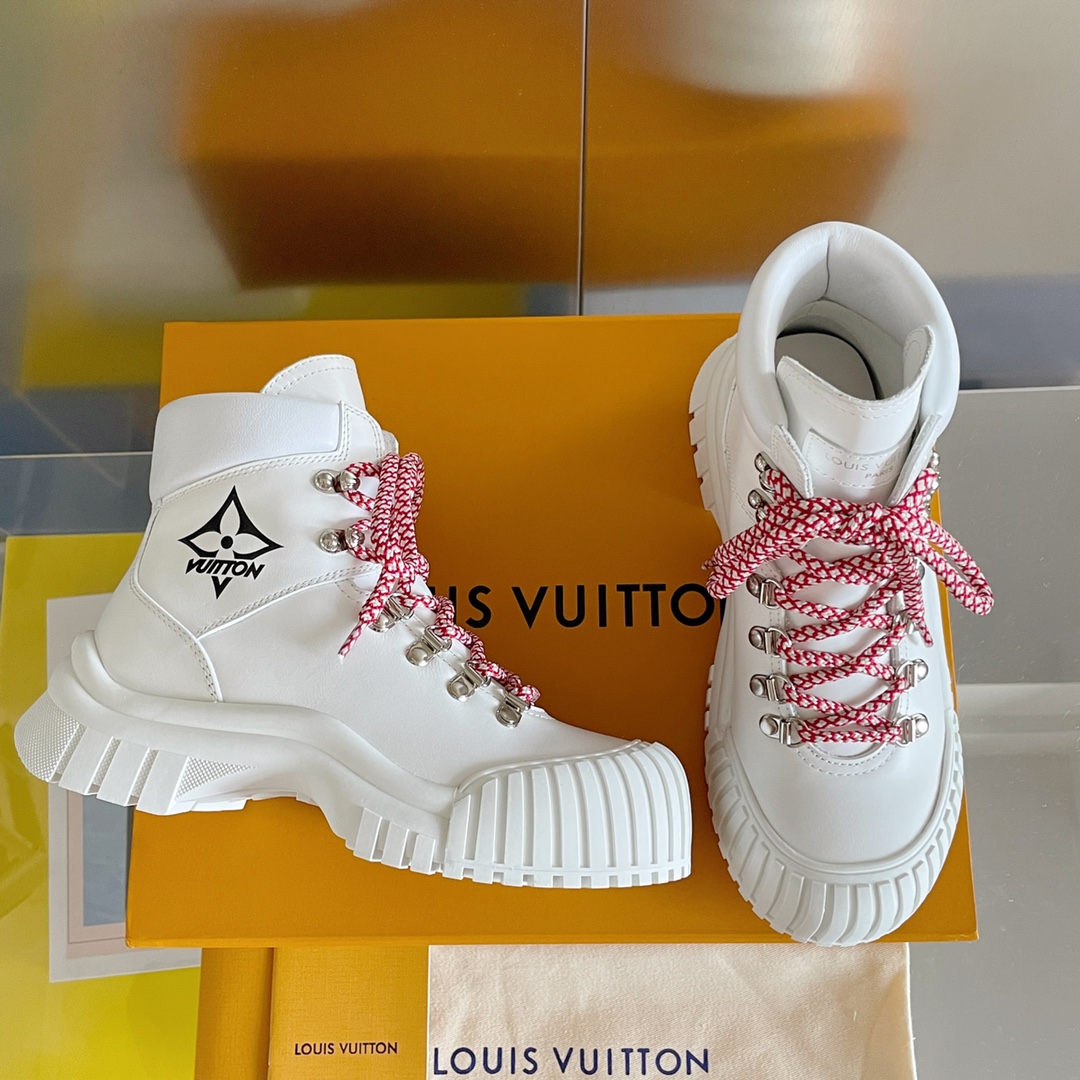 LOUIS VUITTON 루이비통 230110247