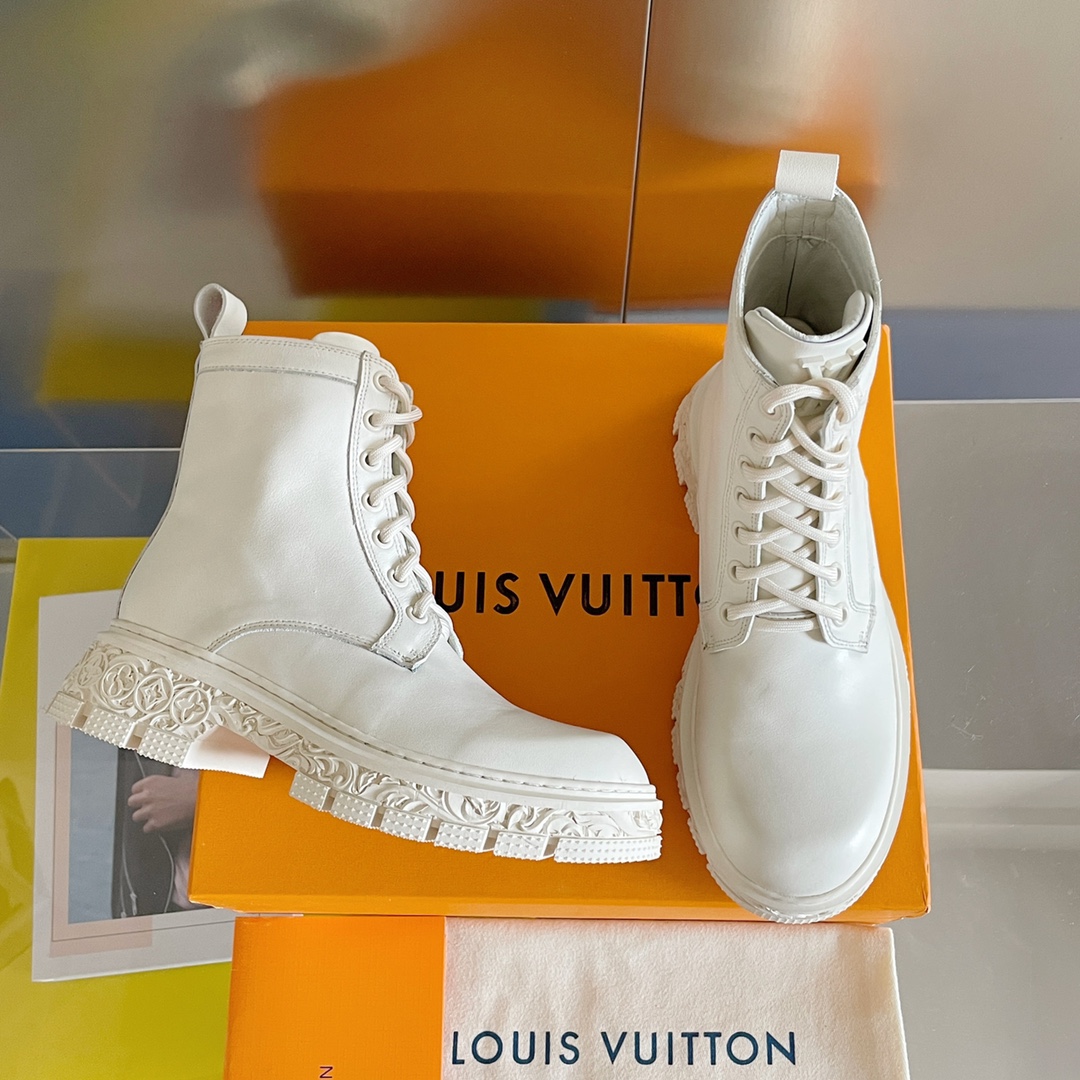 LOUIS VUITTON 루이비통 230110250