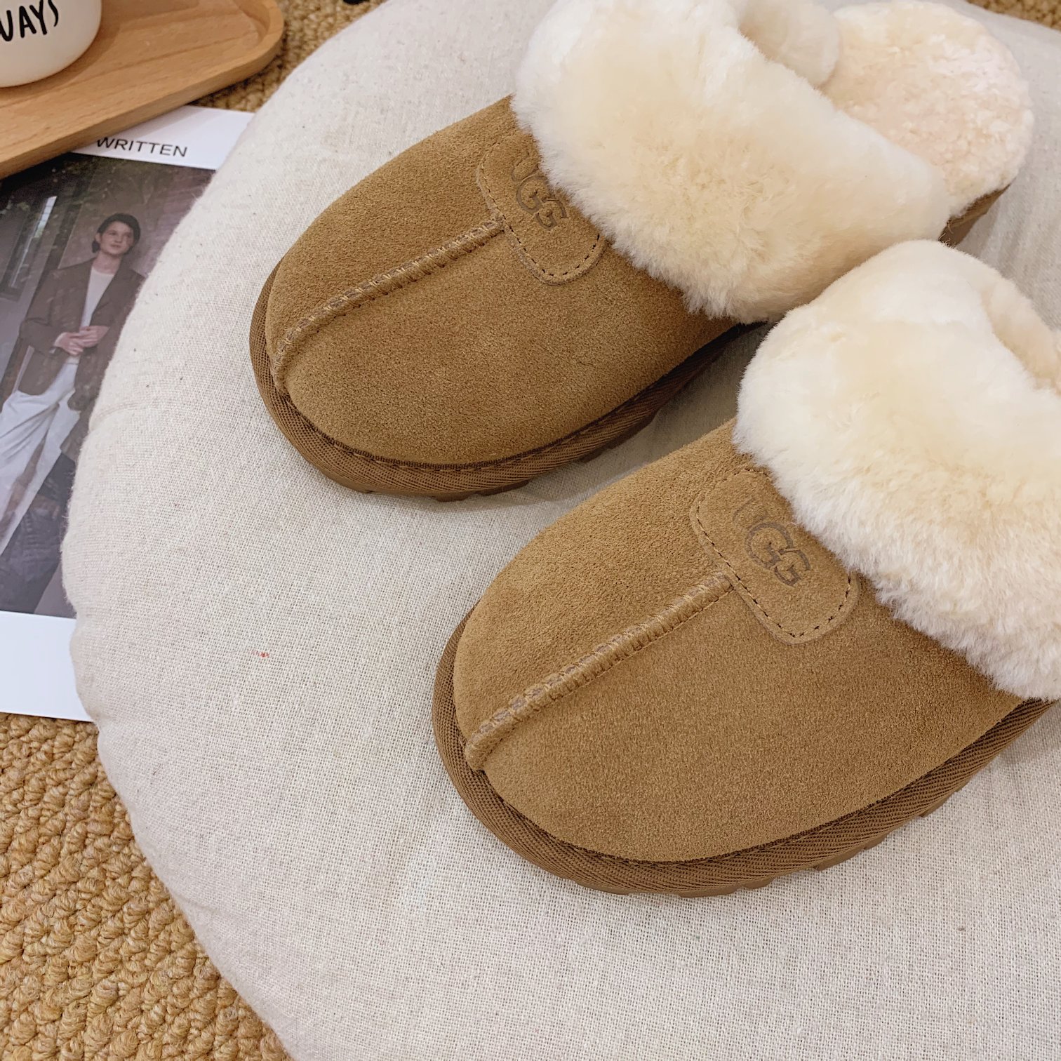 UGG 230110346