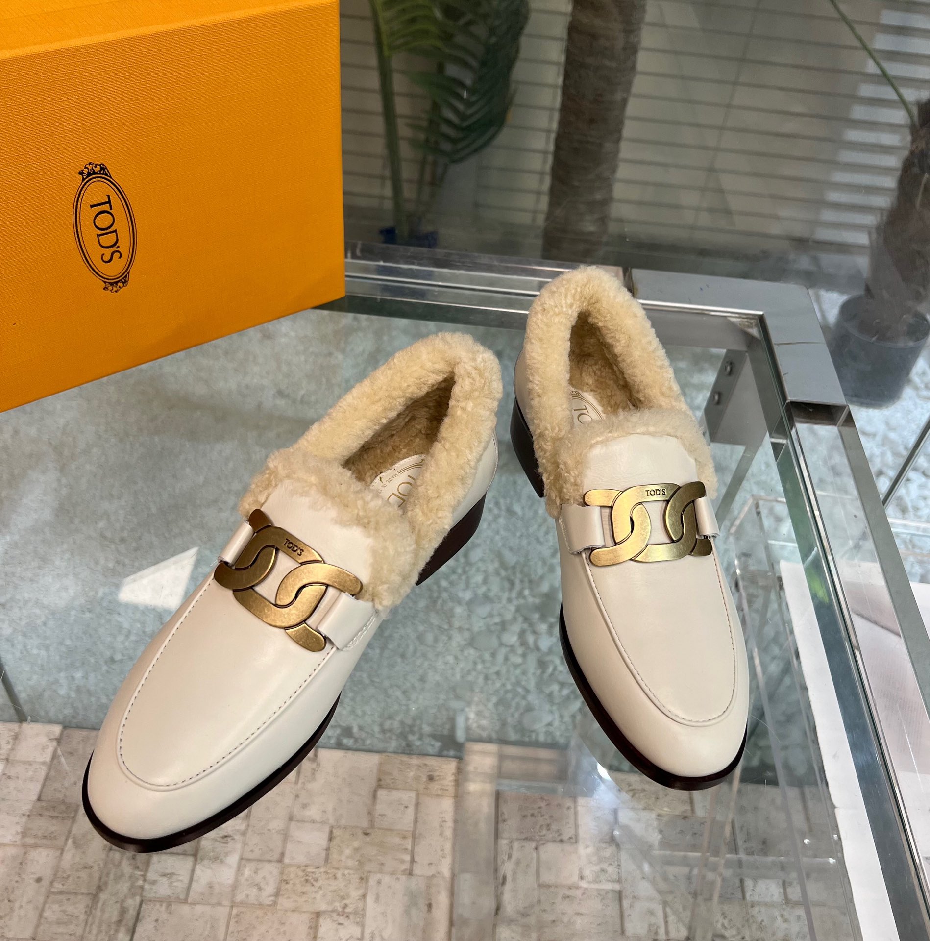 TODS 230110527