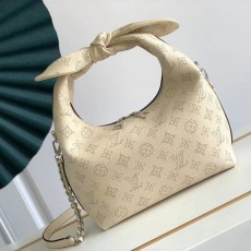 LOUIS VUITTON 루이비통 와이 낫 PM M20700