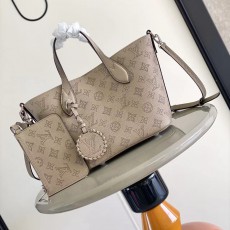 LOUIS VUITTON 루이비통 블라썸 PM M21849