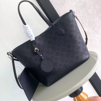 LOUIS VUITTON 루이비통 가방 M21850