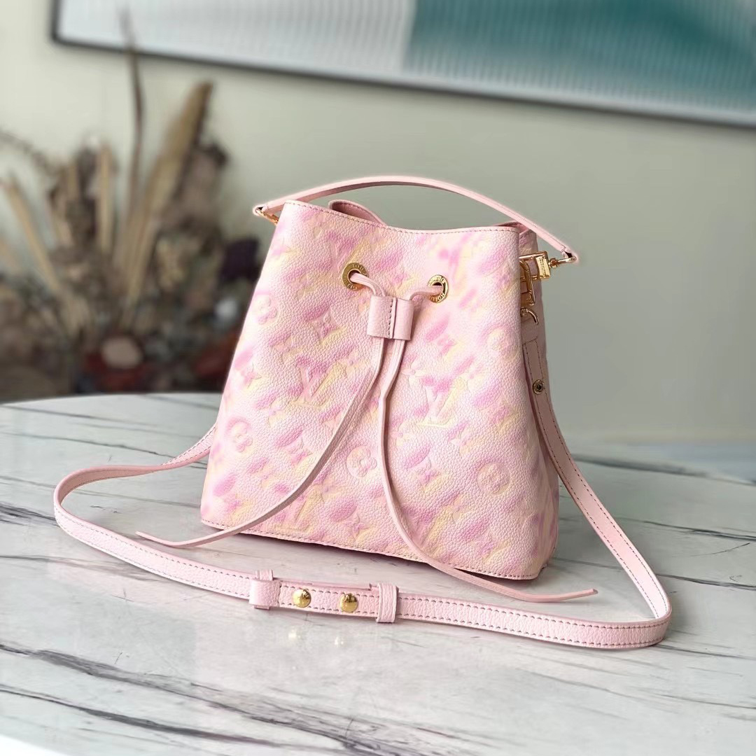 LOUIS VUITTON 루이비통 네오노에 BB M46174