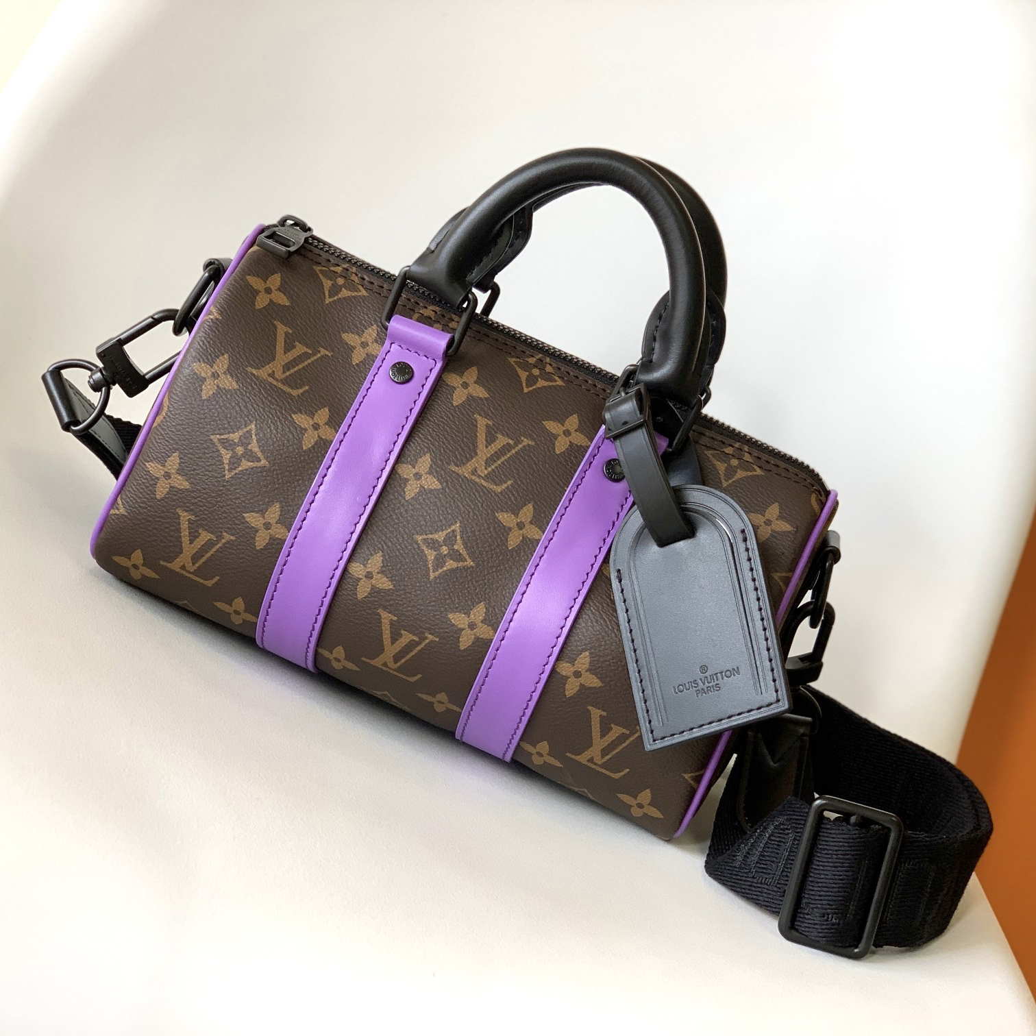 LOUIS VUITTON 루이비통 키폴 반둘리에 25 M46249