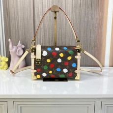 LOUIS VUITTON 루이비통 LV x YK 사이드 트렁크 M46396