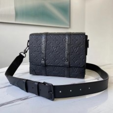 LOUIS VUITTON 루이비통 트렁크 메신저 M57726