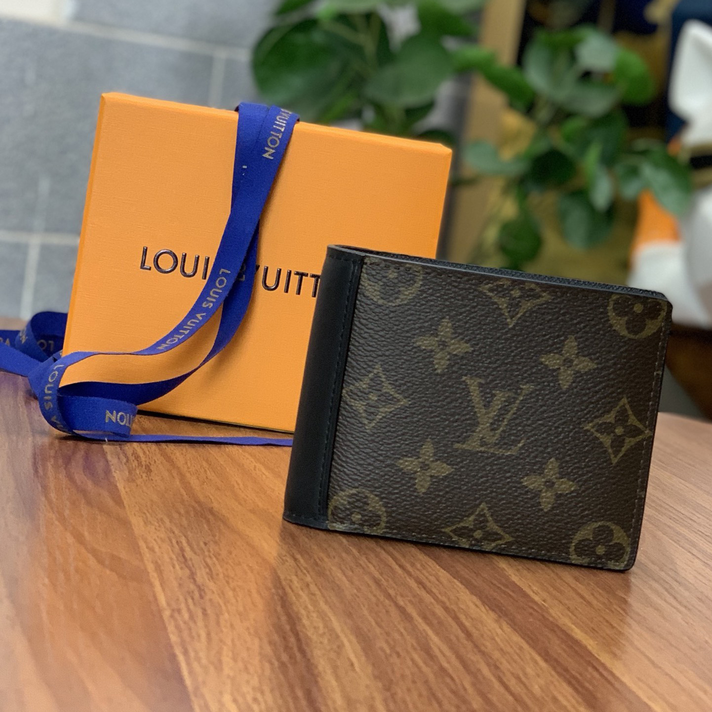 LOUIS VUITTON 루이비통 멀티플 월릿 M69408